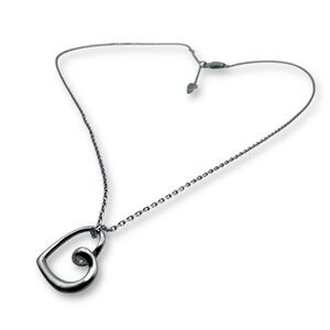 Elegant Fossil Brand Silver Heart Pendant Necklace